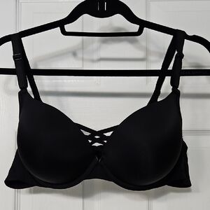 Torrid Black 360 Back Smooting Push Up Plung 42C
